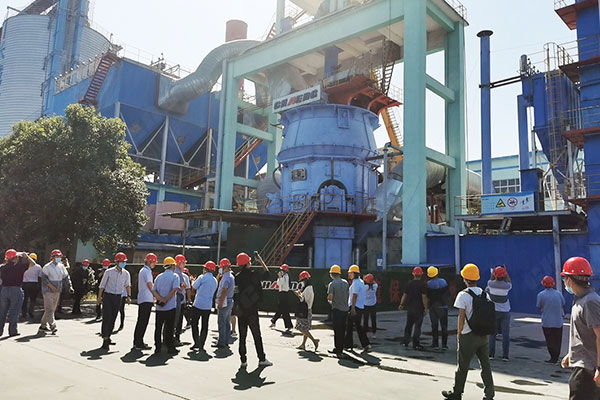 長城機械礦粉示范線