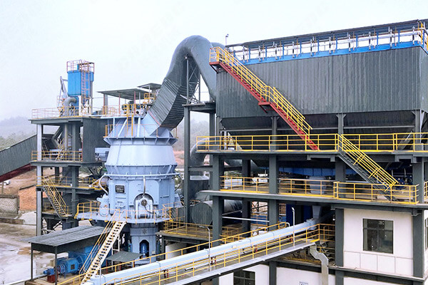 新鄉長城機械為云南客戶承建的年產60萬噸礦粉線現場