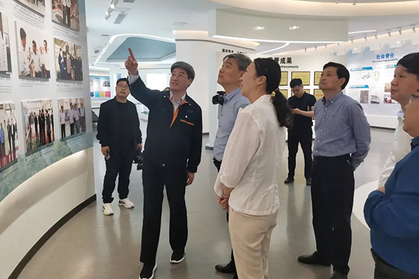 新鄉(xiāng)市委副書記王新軍蒞臨長城公司調(diào)研指導