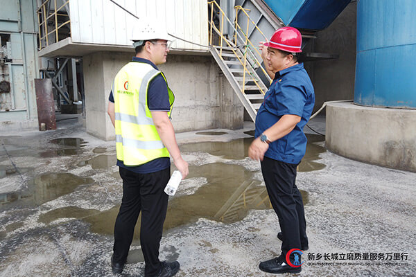 長城團隊深入礦渣微粉生產一線