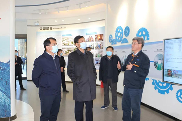 新鄉市人大常委會副主任職偉一行蒞臨長城公司調研