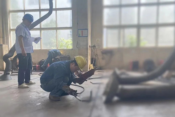 長城機械“師帶徒”結業考試