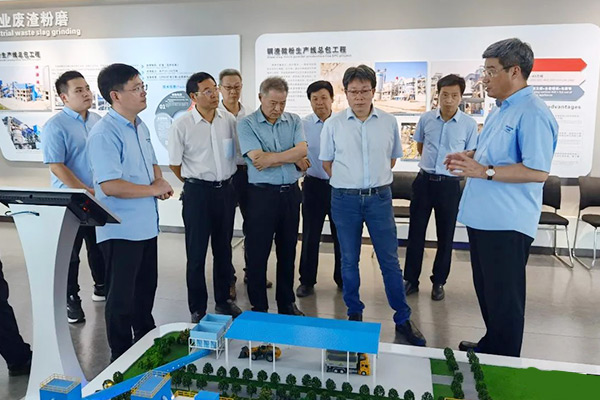 河南科技學院與新鄉長城集團合作交流